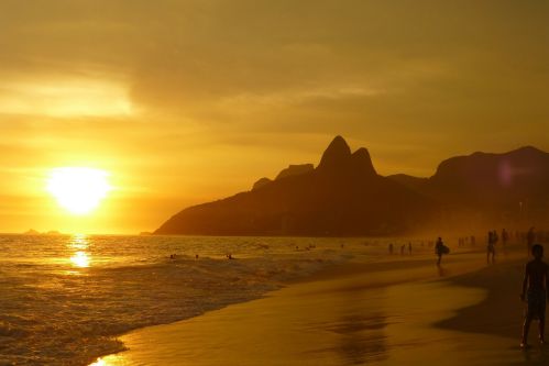 Pôr do sol em Ipanema no verão - Rio de Janeiro